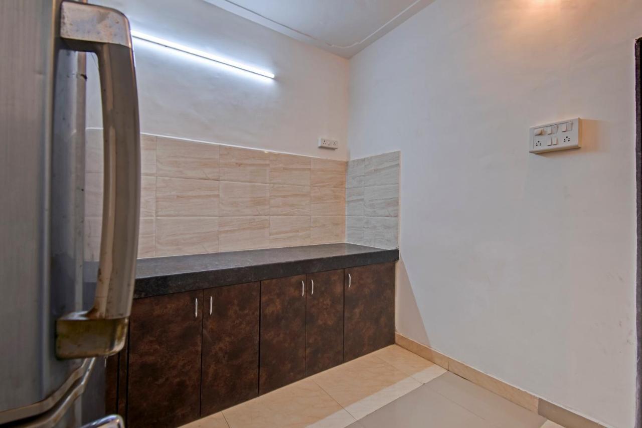 Oyo Home 78047 Alluring Stay Pimpri Pimpri-Chinchwad Exterior photo